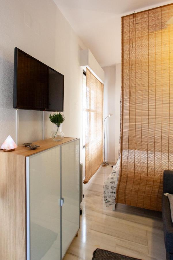 Pikis Apartment Center 1 Sevilla Kültér fotó