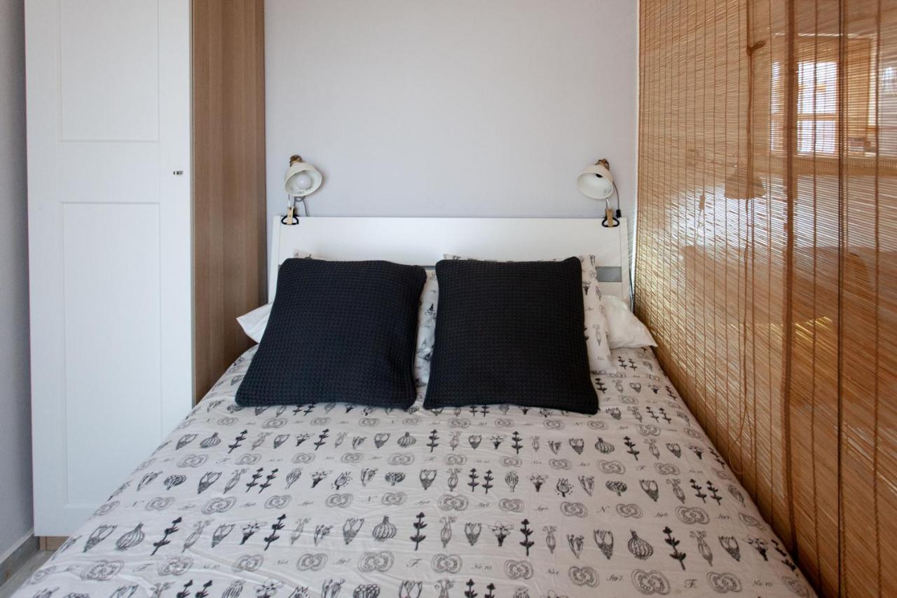 Pikis Apartment Center 1 Sevilla Kültér fotó